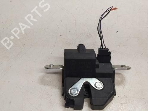 Bakluke lås OPEL CORSA E (X15) 1.2 (08, 68) (69 hp) 25607211