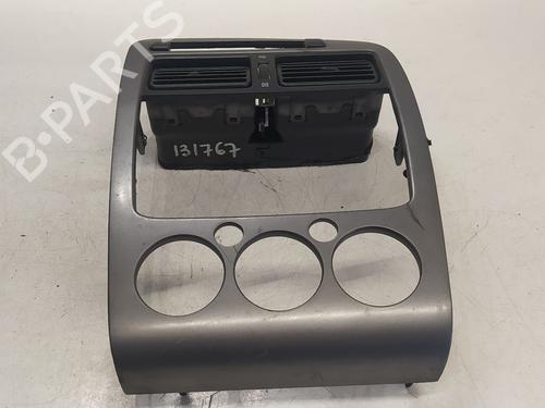 Used Air vent TOYOTA AVENSIS (_T22_) 2.0 D-4D (CDT220_, CDT220R) (110 hp) 24484189