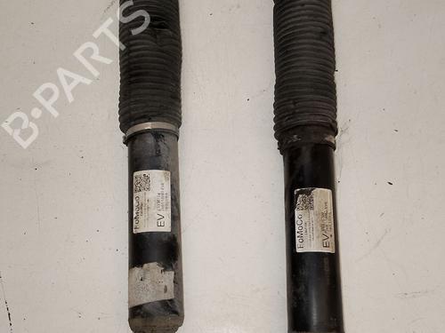 Used Right rear shock absorber Right rear shock absorber FORD FOCUS III Turnier [2010-2020] 33810118 33810118