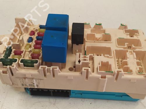 Used Fuse box MITSUBISHI PAJERO III (V7_W, V6_W) 3.2 Di-D (V68W) (160 hp) 21361702