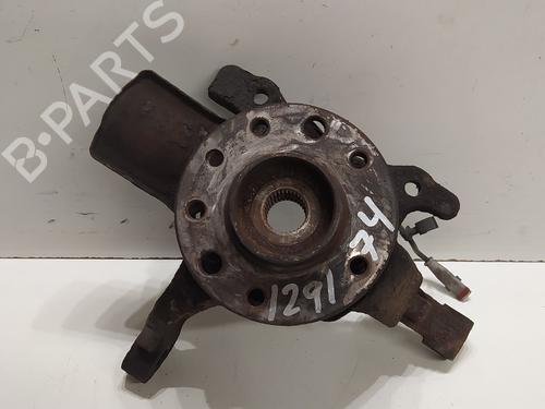 Used Left front steering knuckle OPEL ZAFIRA A MPV (T98) [1999-2006]  26140518