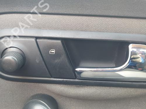 Used Right front window switch SEAT CORDOBA (6L2) 1.4 16V (75 hp) 23534775