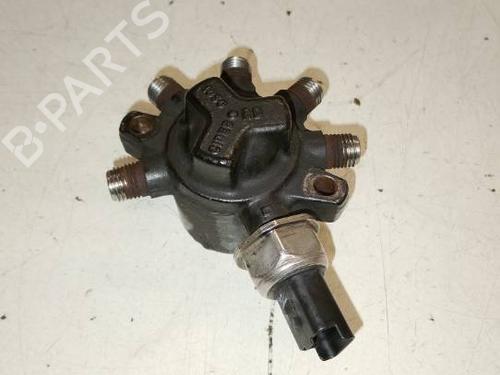 Used Injection rail Injection rail RENAULT MEGANE II Saloon (LM0/1_) [2003-2026] 40467516 40467516