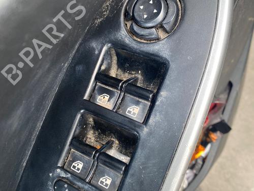 Used Left front window switch Left front window switch ALFA ROMEO GIULIETTA (940_) 1.6 JTDM (940FXD1A) (105 hp) 33161306 33161306