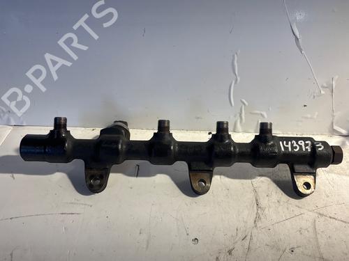 Used Injection rail Injection rail 38002798 38002798