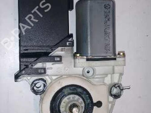Used Right front window motor VW GOLF IV (1J1) 1.9 SDI (68 hp) 20175372