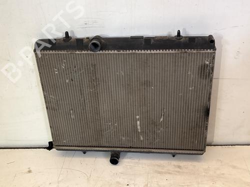 Used Water radiator Water radiator 37594906 37594906