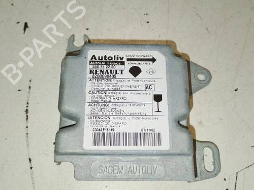 Used ECU airbags ECU airbags OPEL MOVANO A Bus (X70) [1998-2026] 40064695 40064695