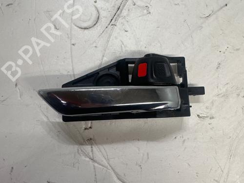 Used Front right interior door handle Front right interior door handle SUZUKI SWIFT V (AZ) [2017-2026] 33885404 33885404