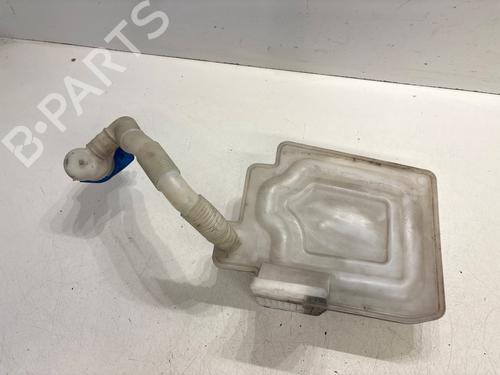Used Windscreen washer tank VW CADDY III MPV (2KB, 2KJ, 2CB, 2CJ) [2004-2016]  28484310