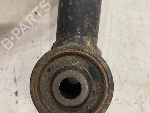 Right front suspension arm LAND ROVER FREELANDER I (L314) 2.0 Td4 4x4 | BP29737807M13 