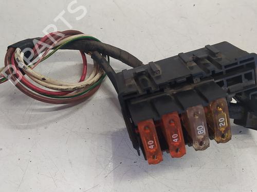 Fuse box PEUGEOT 106 II (1A_, 1C_) 1.1 i | BP19258546E1 