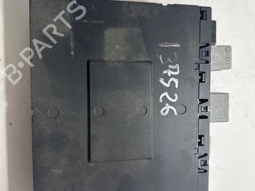 Fuse box SKODA SUPERB I (3U4) 2.0 TDI | BP30572705E1