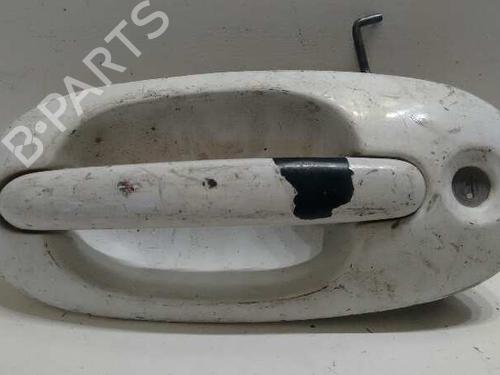 Used Front right exterior door handle CHRYSLER VOYAGER / GRAND VOYAGER III (GS_, NS_) [1992-2001]  23569102