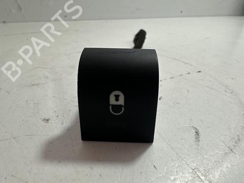 switch-peugeot-207-wa_-wc_-2006-2007-2008-2009-2010-2011-2012-2013-2014-2015-31751707 main image