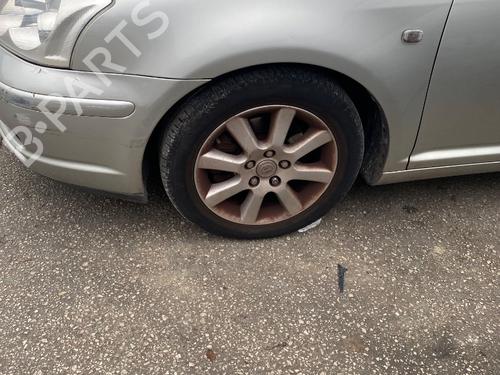 Aile avant gauche TOYOTA AVENSIS (_T25_) 2.2 D-4D (ADT251_, ADT251R) (150 hp) 30928749