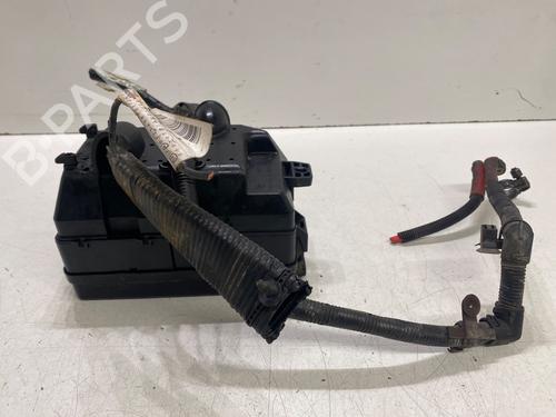 fuse-box-ford-mondeo-iii-b5y-2000-2001-2002-2003-2004-2005-2006-2007-31827207 main image