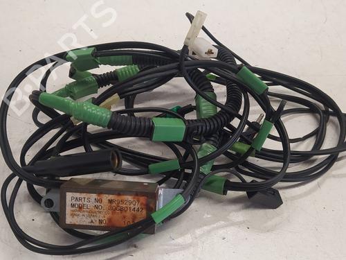 Antenne/Base MITSUBISHI PAJERO III (V7_W, V6_W) 3.2 Di-D (V68W) (160 hp) 21361714