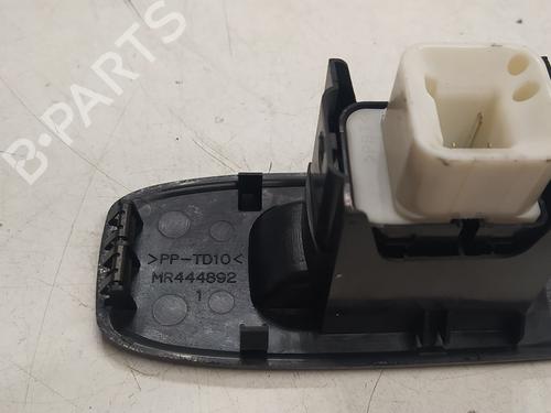 Left rear window switch MITSUBISHI PAJERO III (V7_W, V6_W) 3.2 Di-D (V68W, V78W) | BP25124812I29 