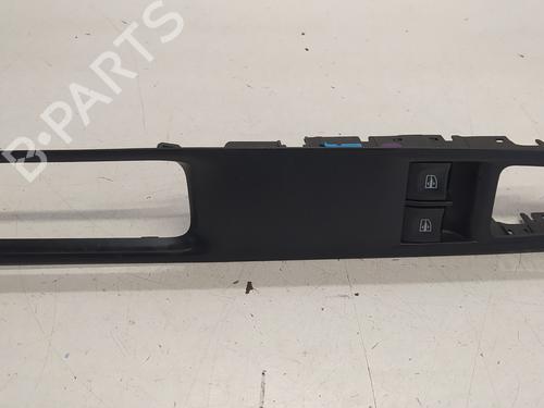 Fensterheberschalter links vorne für RENAULT CLIO IV (BH_) 1.5 dCi 75 (75 hp) 25906583