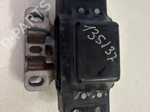 Used Engine mount VW CADDY III MPV (2KB, 2KJ, 2CB, 2CJ) [2004-2016]  28501762