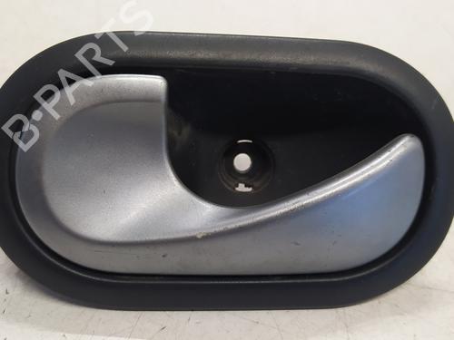 Venstre bak invendig håndtak RENAULT CLIO III (BR0/1, CR0/1) [2005-2014]  13111143