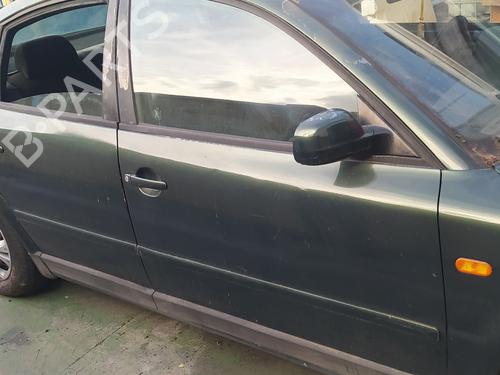 Høyre bak utvendig håndtak VW PASSAT B5 (3B2) 1.9 TDI | BP23570781C130 