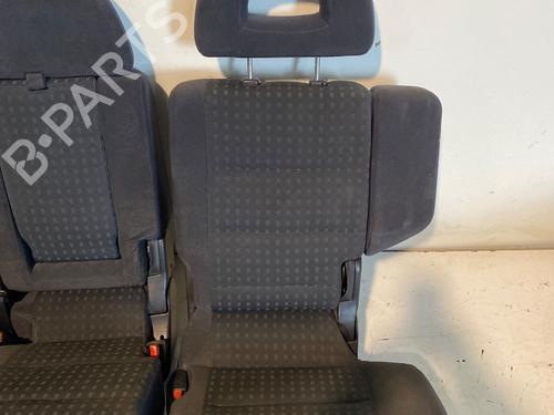 Sæde bagtil (2. række) MITSUBISHI PAJERO III (V7_W, V6_W) 3.2 Di-D (V68W, V78W) | BP30182788I23