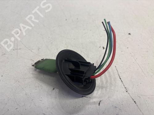 Varmeblæsermodstand Varmeblæsermodstand VW POLO IV (9N_, 9A_) 1.4 16V (75 hp) 33834112 33834112