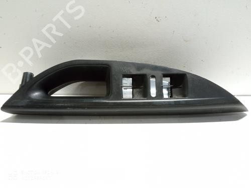 Venstre foran invendig håndtak SEAT TOLEDO III (5P2) [2004-2009]  21802767