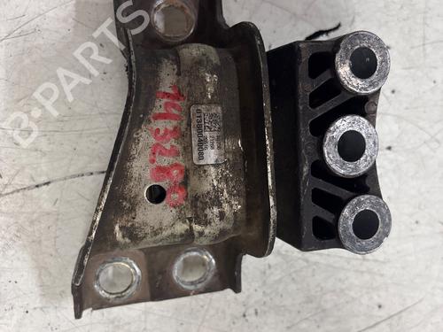 Used Engine mount Engine mount 37082549 37082549