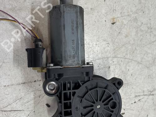 Used Right front window motor Right front window motor 38054542 38054542