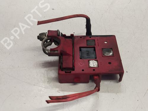 Used Fuse box RENAULT MEGANE II (BM0/1_, CM0/1_) 1.5 dCi (BM02, BM13, BM2A, CM02, CM13) (101 hp) 21100588