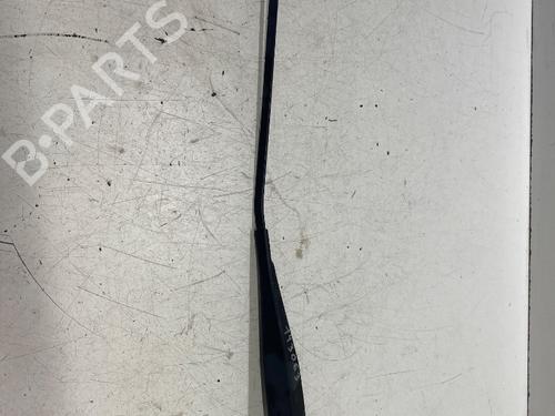 Used Front windshield wiper arm Front windshield wiper arm 36937580 36937580