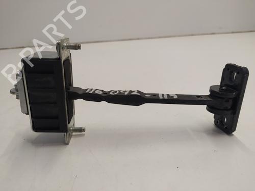 Used Hinge/Door check strap MERCEDES-BENZ CLS (C219) CLS 320 CDI (219.322) (224 hp) 23570092