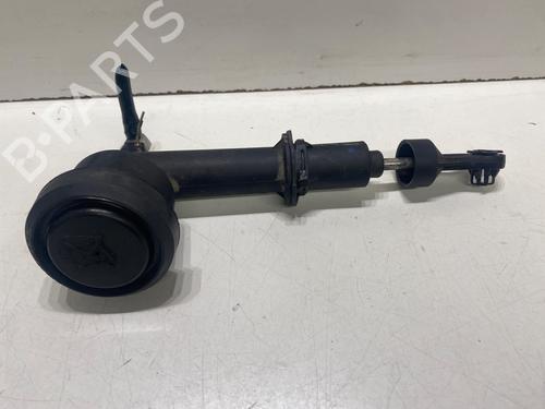 Used Clutch slave cylinder LAND ROVER FREELANDER I (L314) 2.0 Td4 4x4 (112 hp) 29412398