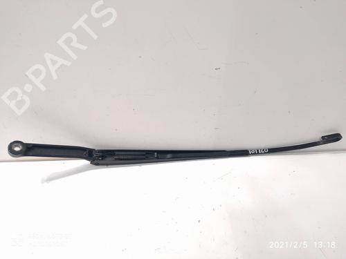 Front windshield wiper arm AUDI A6 C5 (4B2) 1.9 TDI | BP23568907C143 