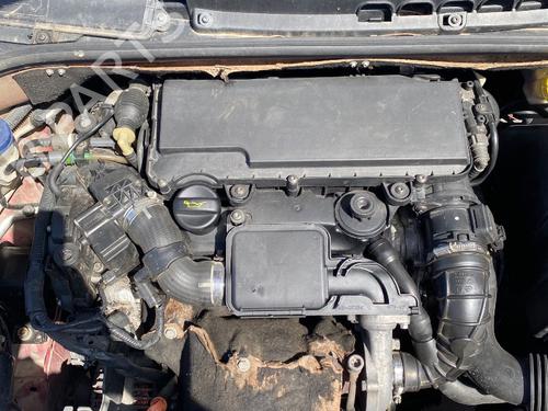 Motor Motor CITROËN C3 I (FC_, FN_) 1.4 HDi (68 hp) 33245588 33245588