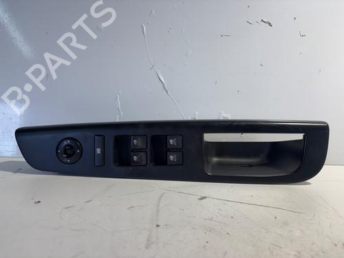 left-front-window-switch-kia-ceed-hatchback-ed-2006-2007-2008-2009-2010-2011-2012-30922405 main image