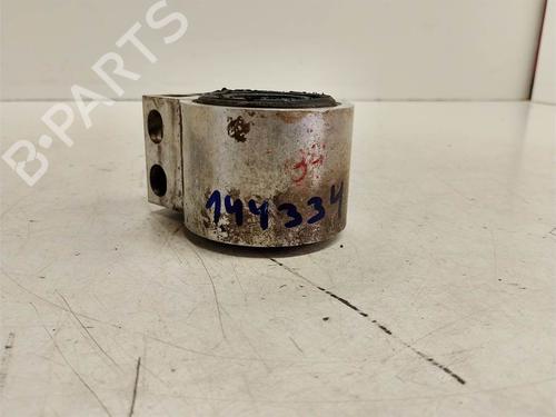 Used Right front suspension arm Right front suspension arm 38300997 38300997