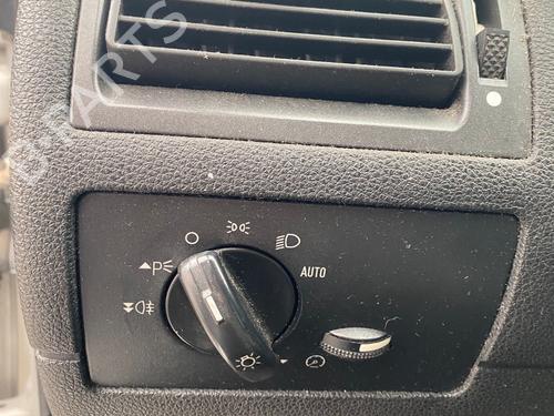 Used Headlight switch Headlight switch FORD MONDEO III Saloon (B4Y) 2.2 TDCi (155 hp) 34435938 34435938
