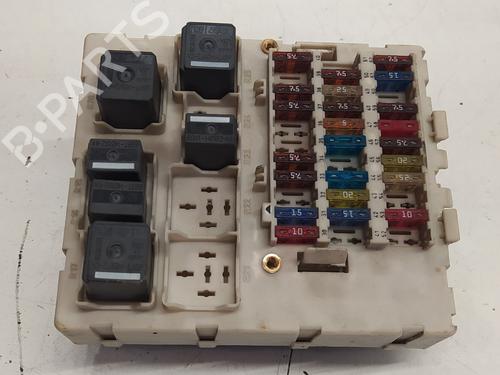 Sikringsdåse FORD TOURNEO CONNECT 1.8 TDCi /TDDi /DI (75 hp) 26330558