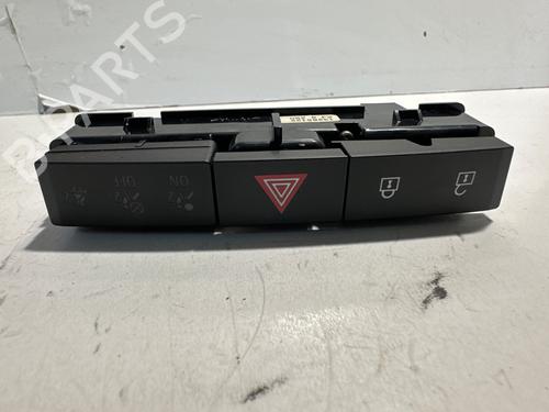 Used Warning switch Warning switch OPEL ASTRA J (P10) [2009-2016] 35783482 35783482