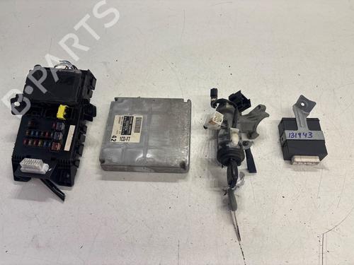 Used Engine control unit (ECU) TOYOTA AVENSIS (_T22_) 2.0 D-4D (CDT220_, CDT220R) (110 hp) 24623873
