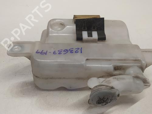 Windscreen washer tank TOYOTA LAND CRUISER 90 (_J9_) 3.0 TD (KZJ90_, KZJ95_, KZJ90R, KZJ95R, KZJ90W, KZJ95W) | BP28157510C113 