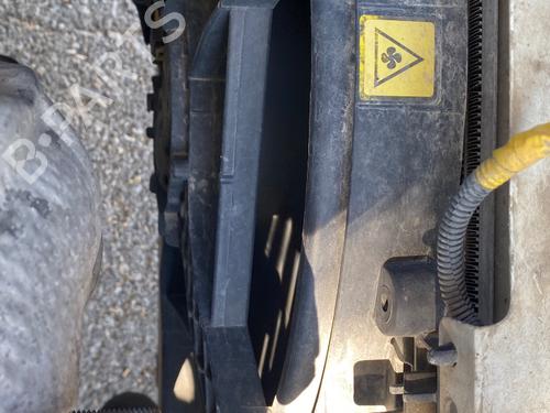 Used Radiator fan Radiator fan 38076982 38076982
