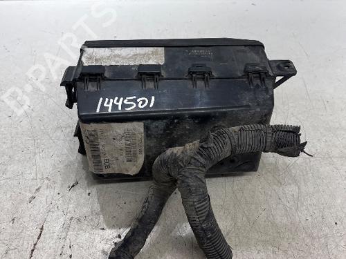 Used Fuse box Fuse box 38457985 38457985