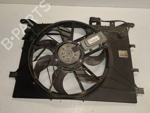 Used Radiator fan Radiator fan 38472570 38472570