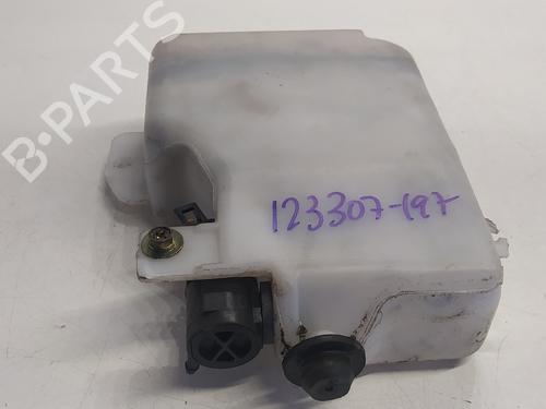Used Windscreen washer tank MITSUBISHI PAJERO III (V7_W, V6_W) 3.2 Di-D (V68W, V78W) (165 hp) 23570834