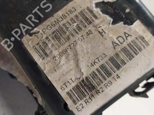 Fuse box FORD TOURNEO CONNECT 1.8 TDCi /TDDi /DI | BP26441404E1 